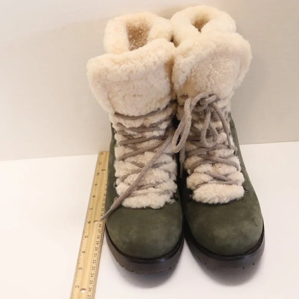 UGG Woman's Fur Lined Winter Boots Size‎ 6 Made in Vietnam Brown